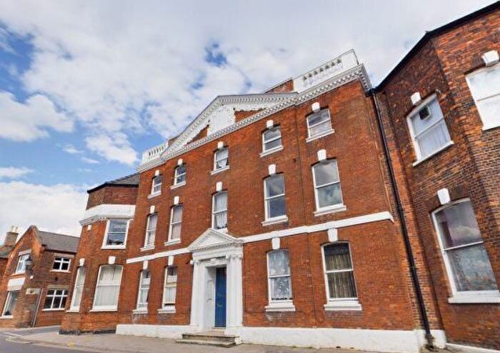 2 Bedroom Flat To Rent In Franklins Lodge, High Street, PE21