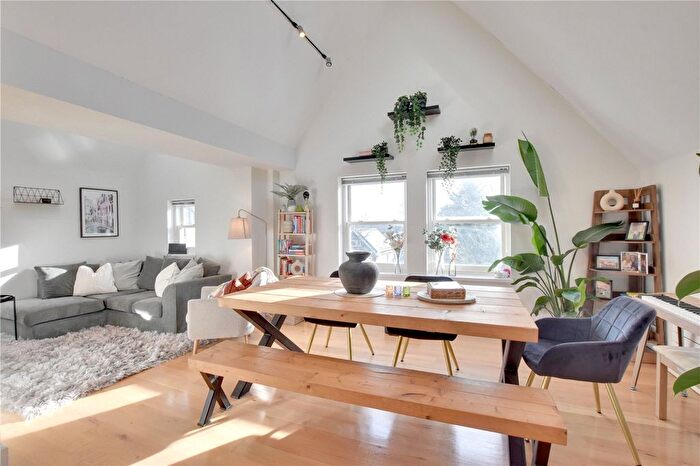 2 Bedroom Flat For Sale In Stratheden Road, Blackheath, London, SE3