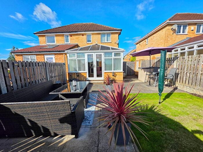 2 Bedroom Semi Detached House For Sale In Fieldhead Road, Hoyland, Barnsley, S74