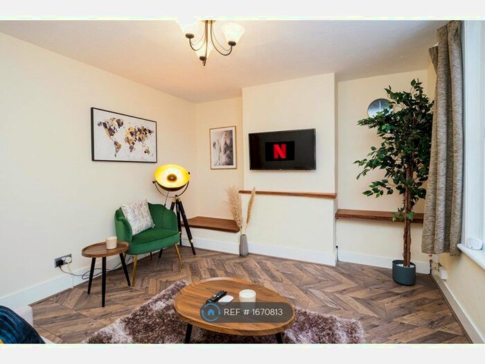 4 Bedroom End Of Terrace House To Rent In Hedley Street, Maidstone, ME14