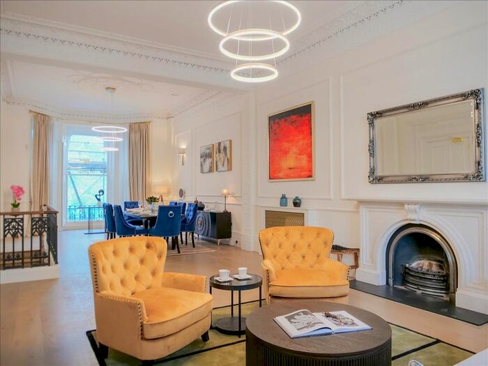 3 Bedroom Flat To Rent In Holland Park, London, W11
