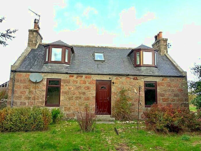 2 Bedroom Detached House For Sale In Maud, Peterhead, AB42