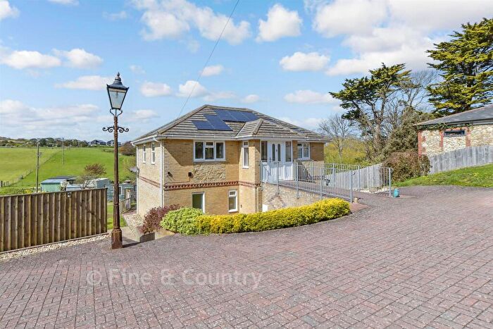 2 Bedroom Detached House For Sale In Weston Lane, Totland Bay, Isle Of Wight, PO39