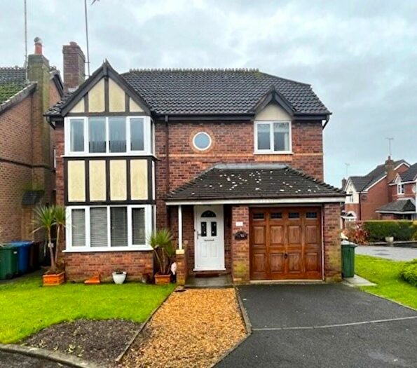 4 Bedroom Detached House To Rent In Wellsfold Close, Clayton-le-woods, Chorley, PR6