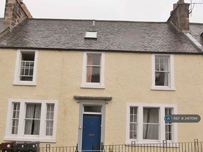 4 Bedroom Maisonette To Rent In Upper Bridge Street, Stirling, FK8
