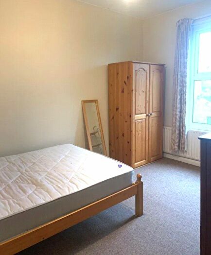5 Bedroom Apartment To Rent In Lawn Road, London, NW3