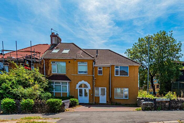1 Bedroom Flat For Sale In Conygre Road, Filton, Bristol, BS34