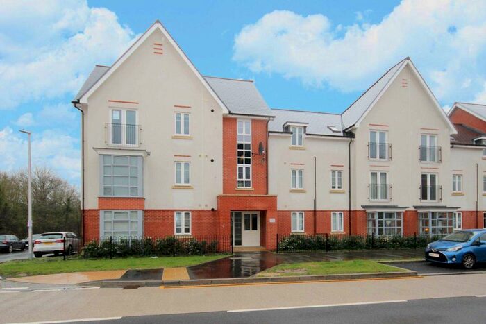 2 Bedroom Apartment To Rent In William Heelas Way, Wokingham, RG40