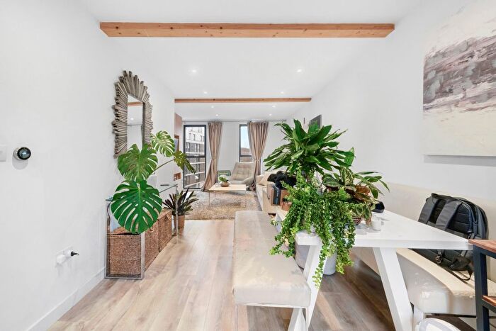 1 Bedroom Flat To Rent In Grange Road, Bermondsey, SE1