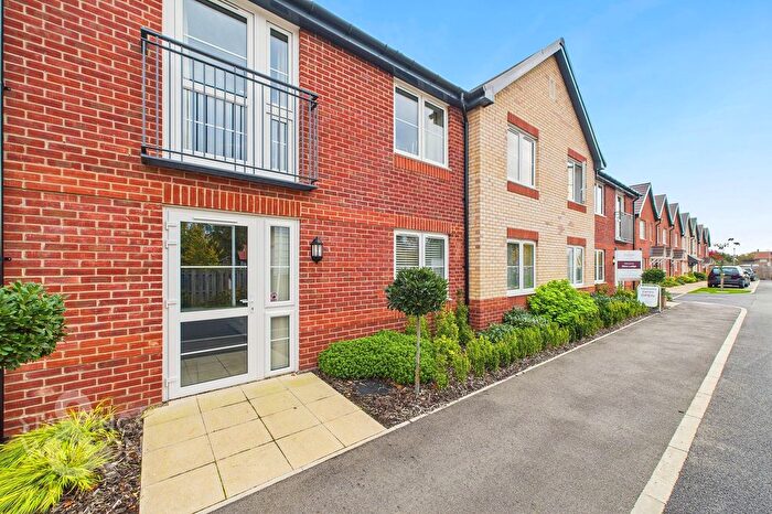 2 Bedroom Flat For Sale In Mere Lodge, Hartismere Mews, Diss, IP22
