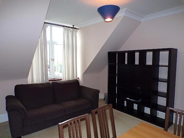 1 Bedroom Flat To Rent In Hardgate, Top Left, AB10
