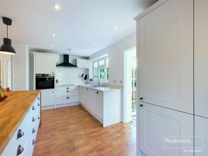 4 Bedroom Detached Bungalow To Rent In Oakdown Close, Whitchurch Hill, Reading, RG8