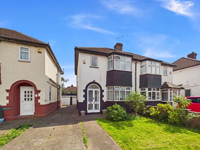 3 Bedroom Semi-Detached House For Sale In Clyfford Road, Ruislip, HA4