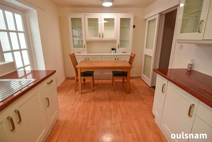 3 Bedroom Terraced House For Sale In Brassie Close, Birmingham, West Midlands, B38