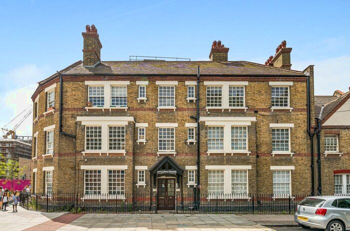 2 Bedroom Flat To Rent In Portland Street, London, SE17