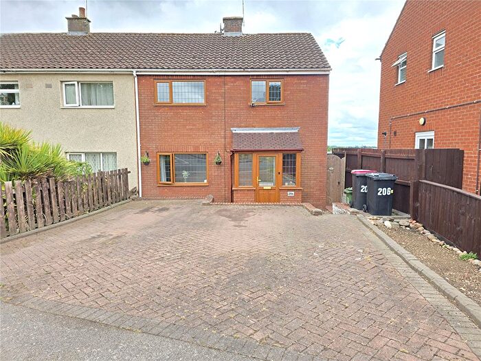 3 Bedroom Semi-Detached House For Sale In Kitwood Avenue, Dordon, Tamworth, Warwickshire, B78