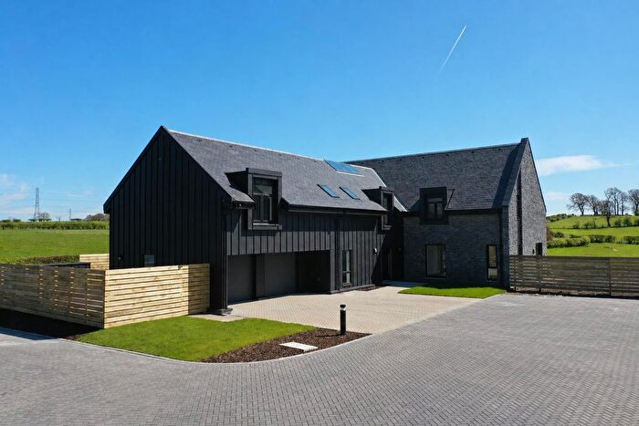 5 Bedroom Detached House For Sale In Thorntonhall, Glasgow, G74