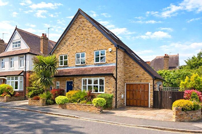 4 Bedroom Detached House To Rent In Hillbrow Road, Esher, Surrey, KT10