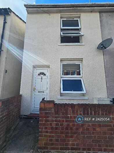 2 Bedroom Semi-Detached House To Rent In Charles Street, Colchester, CO1
