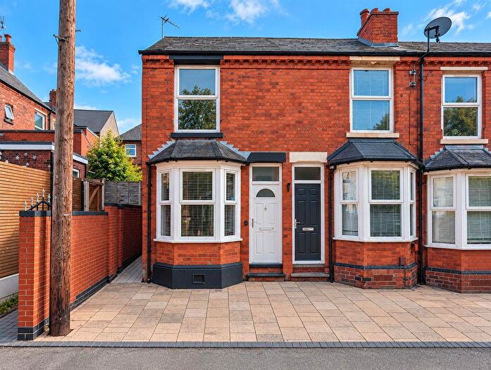 2 Bedroom End Terrace House To Rent In Manor Avenue, Nottingham, NG2