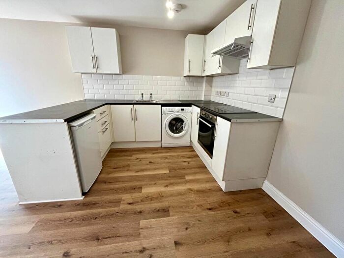 2 Bedroom Flat To Rent In Windsor Court, James Street, Edgeley, SK3