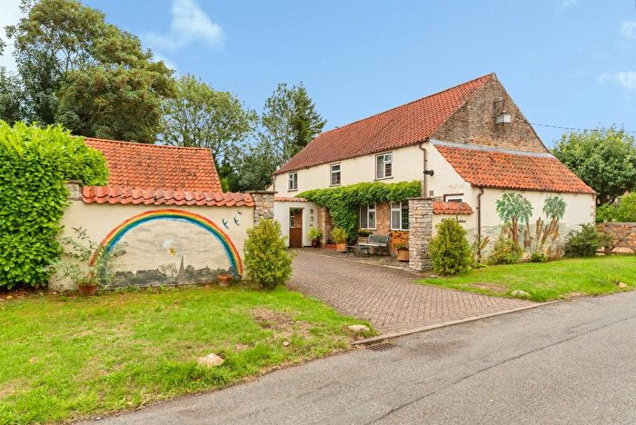 4 Bedroom Detached House For Sale In Chapel Lane, Caythorpe, Grantham, NG32