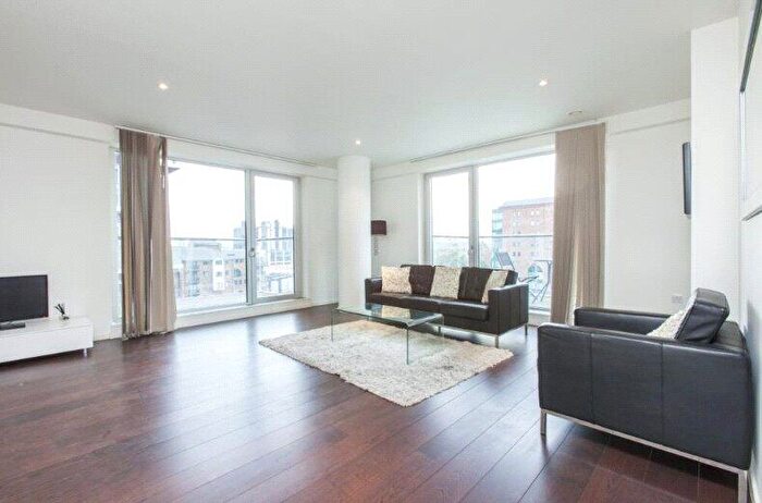 2 Bedroom Apartment To Rent In Baltimore Wharf, Crossharbour, E14