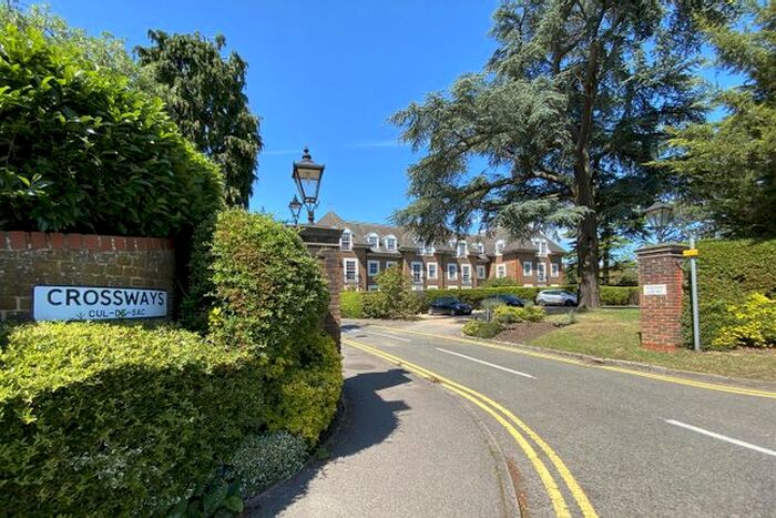 2 Bedroom Flat To Rent In Wilton Court, Crossways, Beaconsfield, HP9