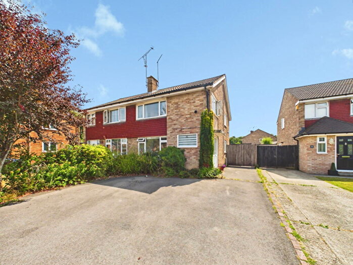 3 Bedroom Semi-Detached House For Sale In Beech Road, Horsham, RH12