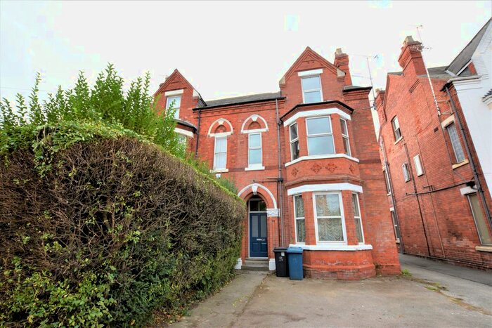 2 Bedroom Flat To Rent In Bridgford Road, West Bridgford, Nottingham, NG2