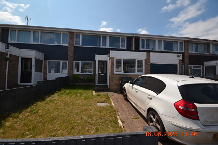 3 Bedroom Terraced House To Rent In Onslow Crescent, Colchester, CO2