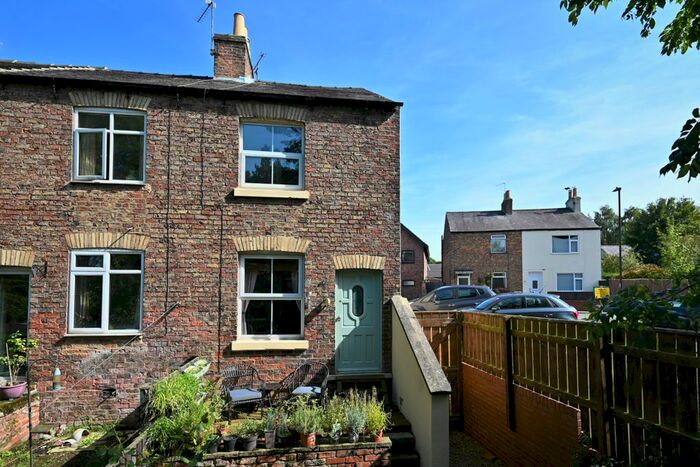 2 Bedroom End Of Terrace House For Sale In Ure Bank Top, Ripon, HG4