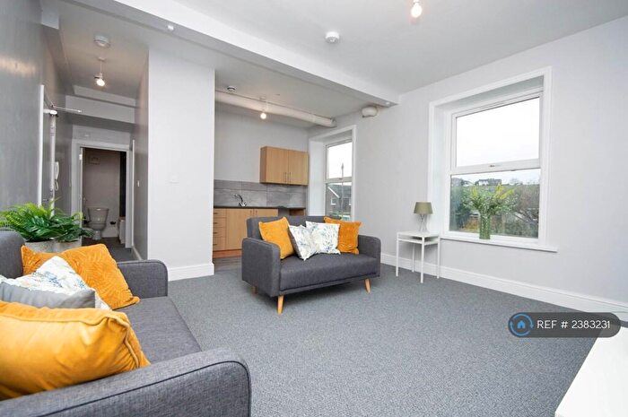 1 Bedroom Flat To Rent In Rochdale Road, Bacup, OL13