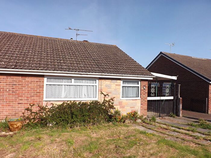 2 Bedroom Bungalow To Rent In Heronscroft, Swindon, SN3