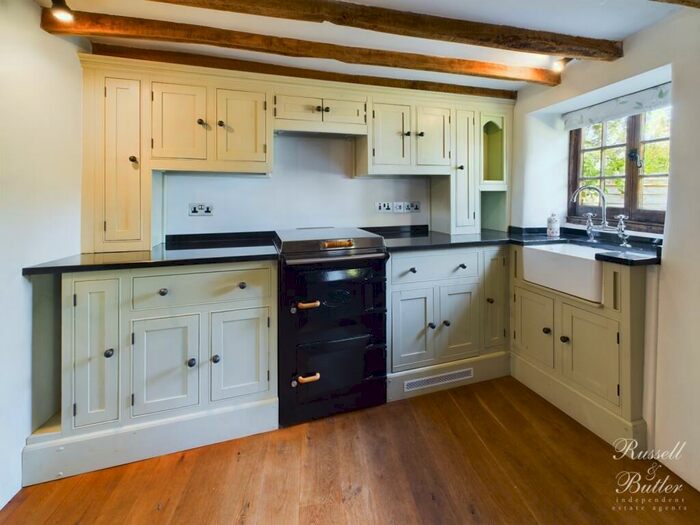 2 Bedroom Cottage To Rent In Chapel Lane, Thornborough, Buckingham, Buckinghamshire, MK18