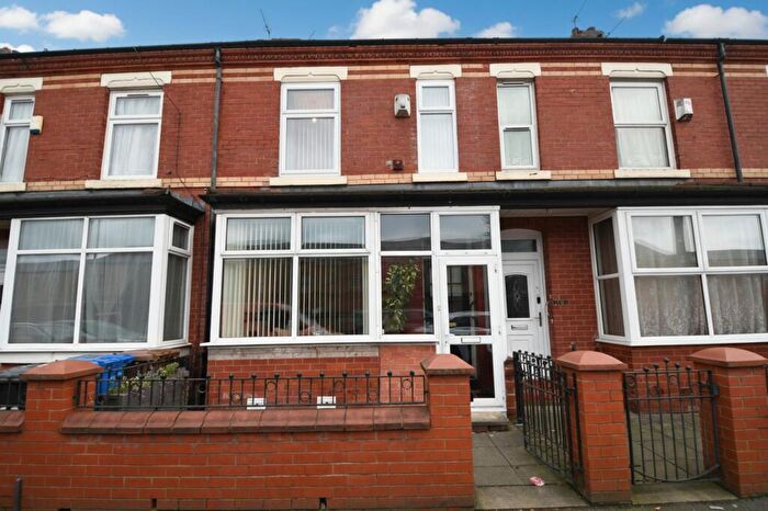 3 Bedroom Terraced House For Sale In Cromwell Road, Salford, M6