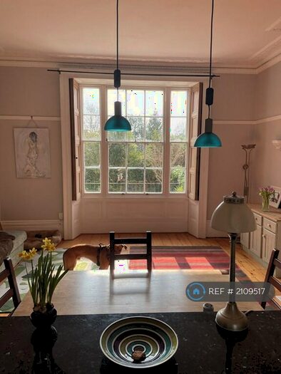 2 Bedroom Flat To Rent In Oakfield Road, Clifton, Bristol, BS8