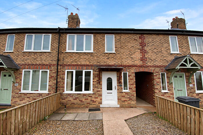 2 Bedroom Terraced House To Rent In Heathfield Drive, Knaresborough, HG5