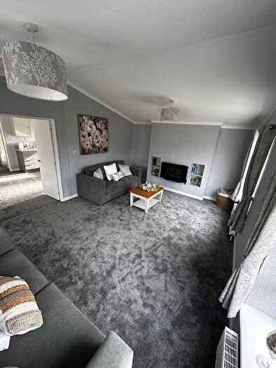 2 Bedroom Park Home For Sale In Omar Image Park Home, Ainmoor Grange Country Park, Stretton, Alfreton, Derbyshire, DE55