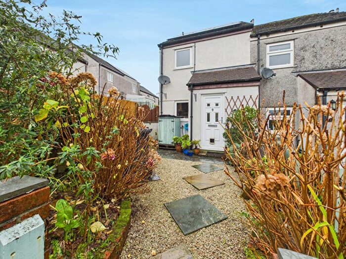 2 Bedroom Property For Sale In Budock Water, Falmouth, TR11