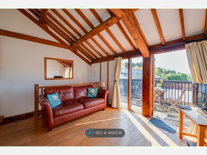 1 Bedroom Terraced House To Rent In The Old Barns, Hampshire, SO20