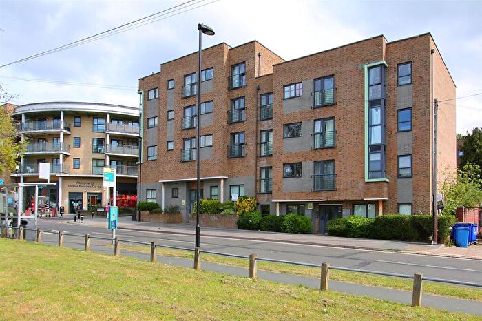 1 Bedroom Flat To Rent In Hinkler Road, Southampton, SO19
