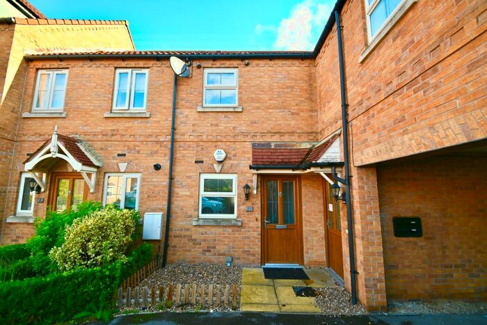 2 Bedroom Flat To Rent In Mallard Chase, Hatfield, Doncaster, DN7