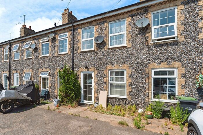 2 Bedroom Cottage For Sale In London Road, Brandon, IP27