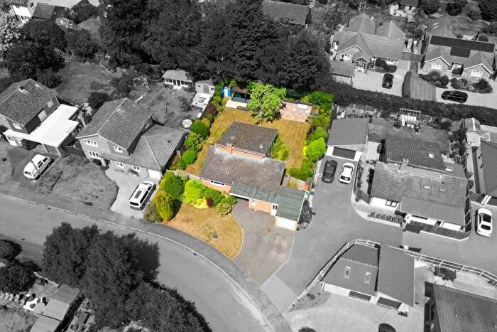 3 Bedroom Detached Bungalow For Sale In Priors Road, Hemingford Grey, Huntingdon, Cambridgeshire, PE28