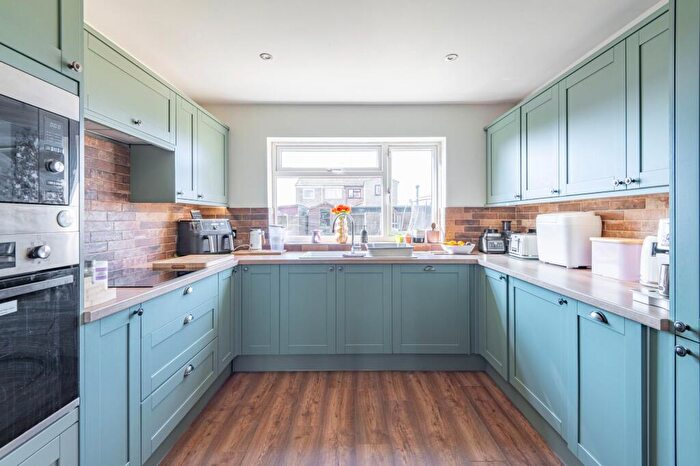 3 Bedroom Detached House For Sale In Field Lane, Kessingland, NR33
