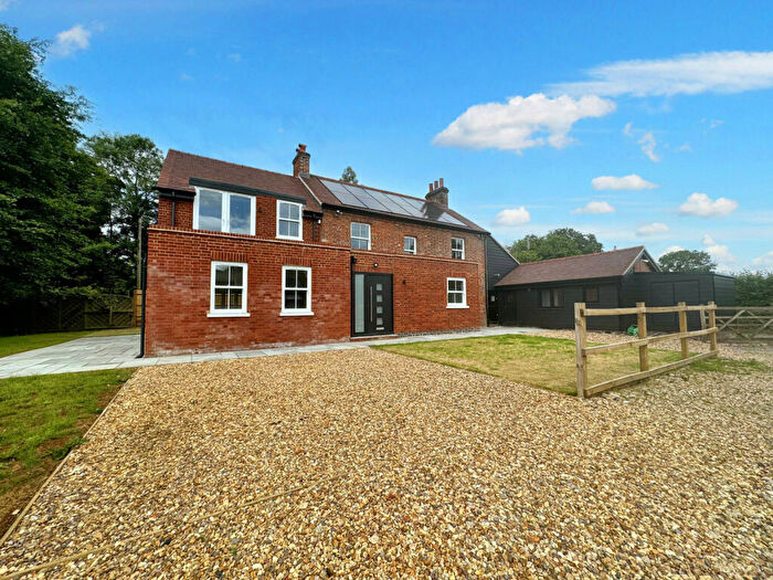 5 Bedroom Detached House For Sale In London Road, Wendover, HP22