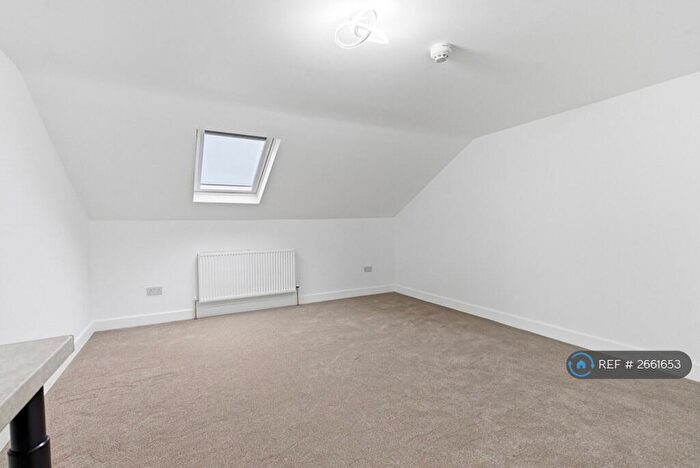 Studio To Rent In Dudley Street, West Bromwich, B70