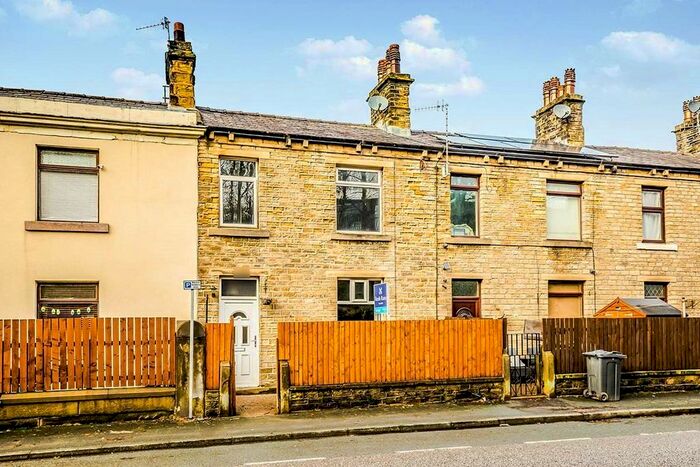 2 Bedroom Terraced House To Rent In Manchester Road, Linthwaite, Huddersfield, West Yorkshire HD7