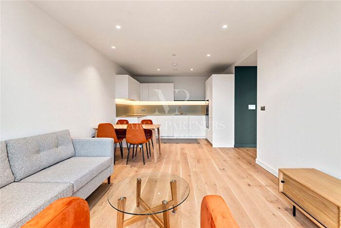 1 Bedroom Flat To Rent In Pilot Walk, North Greenwich, London, SE10